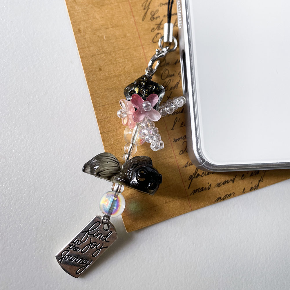 Cadena con dije de pez dorado  - Women'S Accessories Wallet reseña y precio